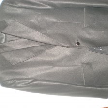 Продам костюм тройку  на мальчика 7-8 лет