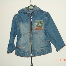 Куртка джинсовая