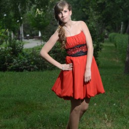 Вечерние(выпускное)платье