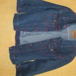 Джинсовая курточка