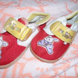 Детские тапочки на липучке р. 16