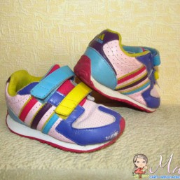 Кроссовки Адидас (по стельке 16 см)