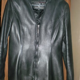 Курточка кожа!