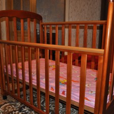 Детская кроватка и матрасик-идеальное состояние