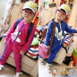 Спортивный костюм