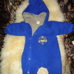 комбинезон осенний с капюшоном