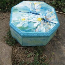 Шкатулка ручной работы "Сказка о стрекозе"