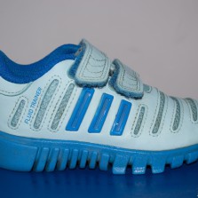 кроссовки ADIDAS 23 р.