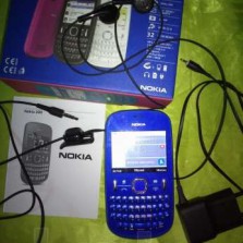 Nokia Asha 200 