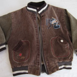 Куртка на 3-5 лет