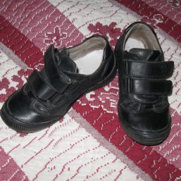 кожан. обувь на мальчика 27-30р