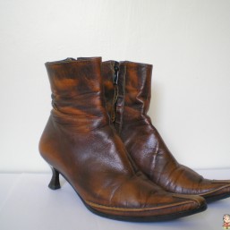 продаю ботиночки