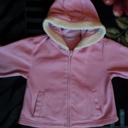 кофточки разные от 6 мес и до 2 х лет