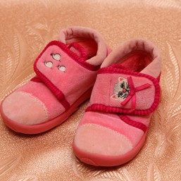 Море обуви - новой и в оочень хорошем состоянии