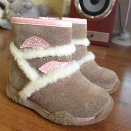 Теплые  зимние ботиночки р. 19