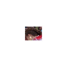 Плетение на волосах на дому дёшево