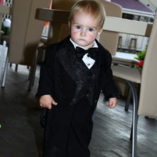 ФРАК и костюмчики на прокат с года до 3х