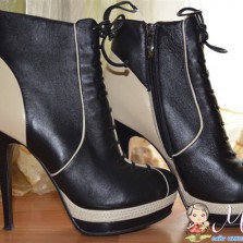 Продам ботинки