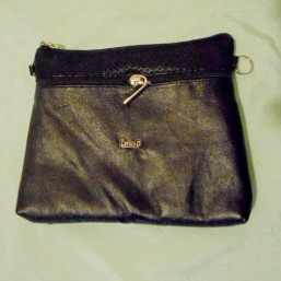 Кожаная сумочка