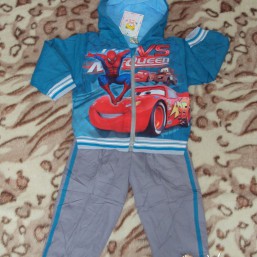 Утепленный спортивный костюмчик