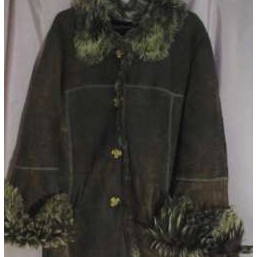 Дубленка короткая, удобная, теплая