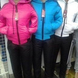 Костюм на синтипоне.