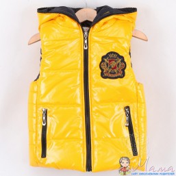 Модная жилетка, утепленная на синтапоне