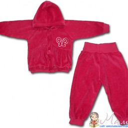 Велюровый костюмчик на девочку.