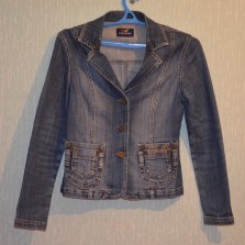  	 Жакет джинсовый женский