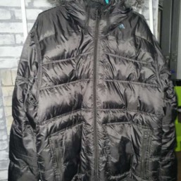 Пуховик  Adidas оригинальный