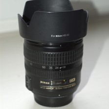 Nikon 18-70mm f3.5-4.5G ED-IF AF-S DX Zoom