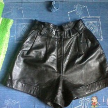 Кожаные шорты