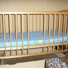 кроватка с матрасом