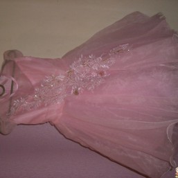 Нарядное платье на девочку 3-5 лет