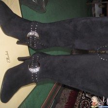 Натуральные замшевые зимние сапоги