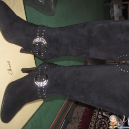 Натуральные замшевые зимние сапоги