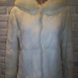 Шуба-полушубок! Кролик+песец! Капюшон!