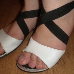 лапти,сандали