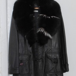 кожаная куртка 