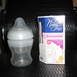 Силиконовая бутылочка Nuby Natural Touch Медленный поток 150мл 0+