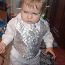 костюмчик на годик или на крещение для мальчика !!!