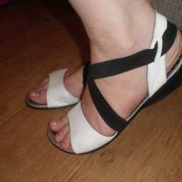 лапти,сандали