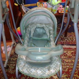 качеля-шезлонг