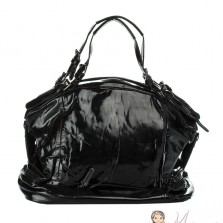 Компактная лаковая сумочка