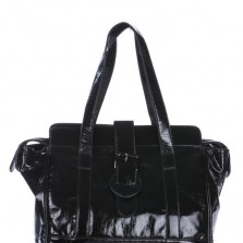 Оригинальная лаковая сумка