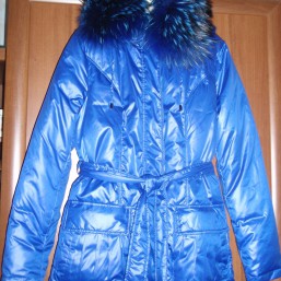  новая синяя зимняя/осенняя куртка ( не толстый пуховик высокого качества)
