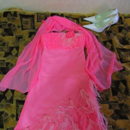 Нарядное платье для выпускного или любого другого торжества