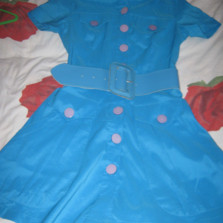 платье на пуговицах