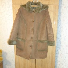 Дубленка женская (отличное состояние)