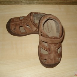 сандали Stride rite размер стельки 13, Америка